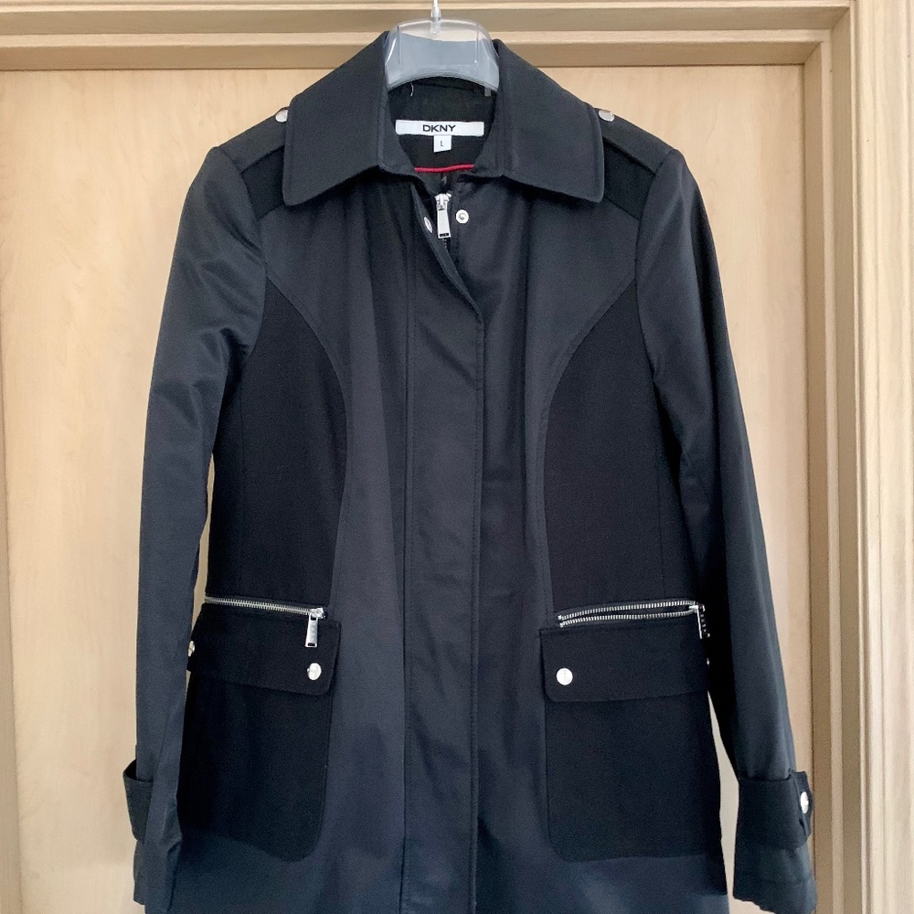 DKNY Black Trench Coat Women’s Size L
